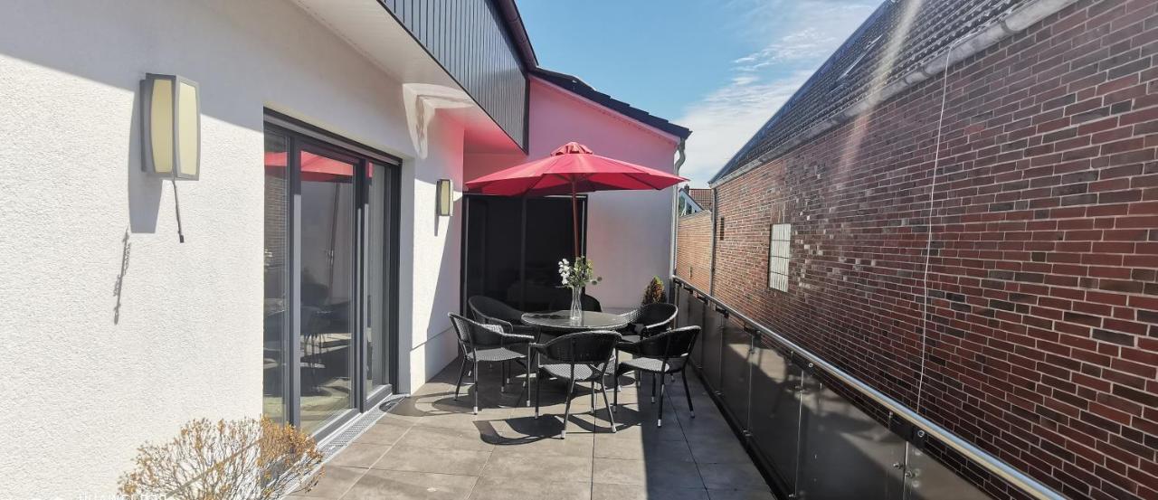Ferienwohnung City Esens Bagian luar foto